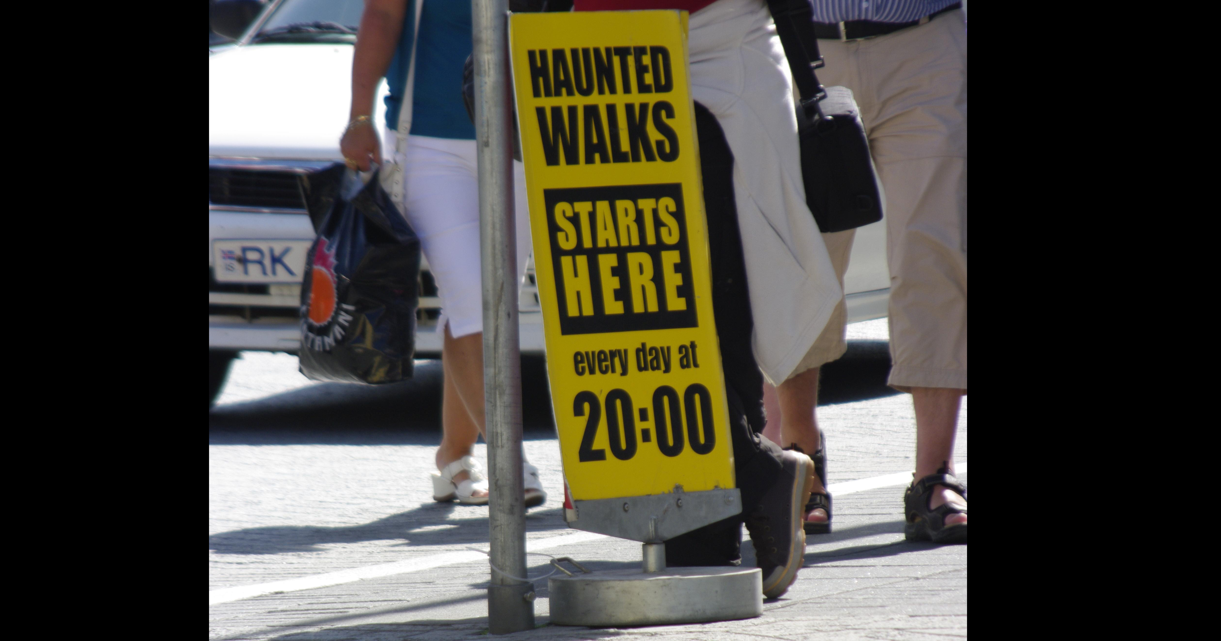 Haunted walk in Reikjavik (foto: Jozef Van Giel)