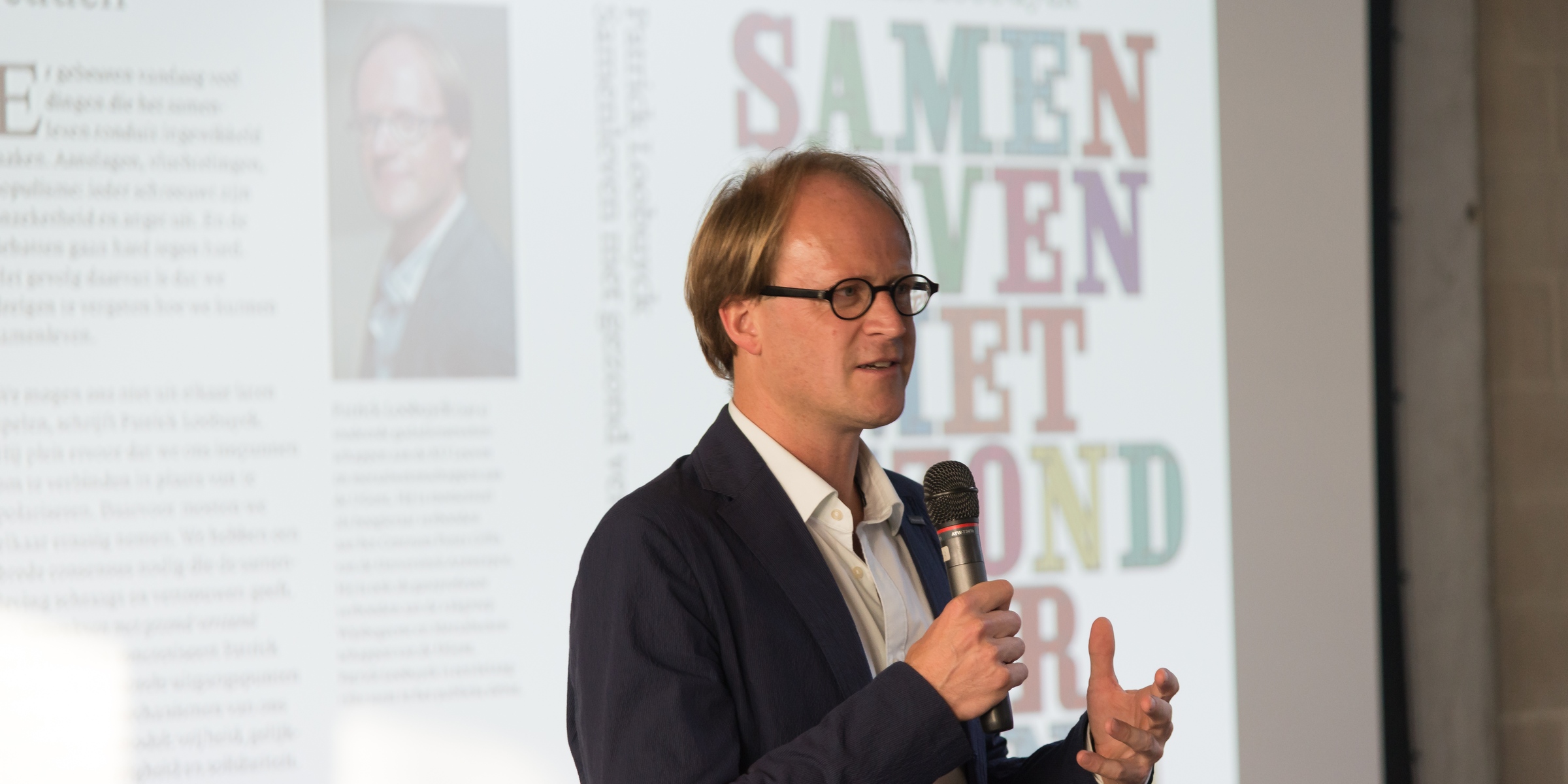 Patrick Loobuyck presenteert bij Liberales Gent zijn boek "Samenleven met gezond verstand" (Foto: Jozef Van Giel)