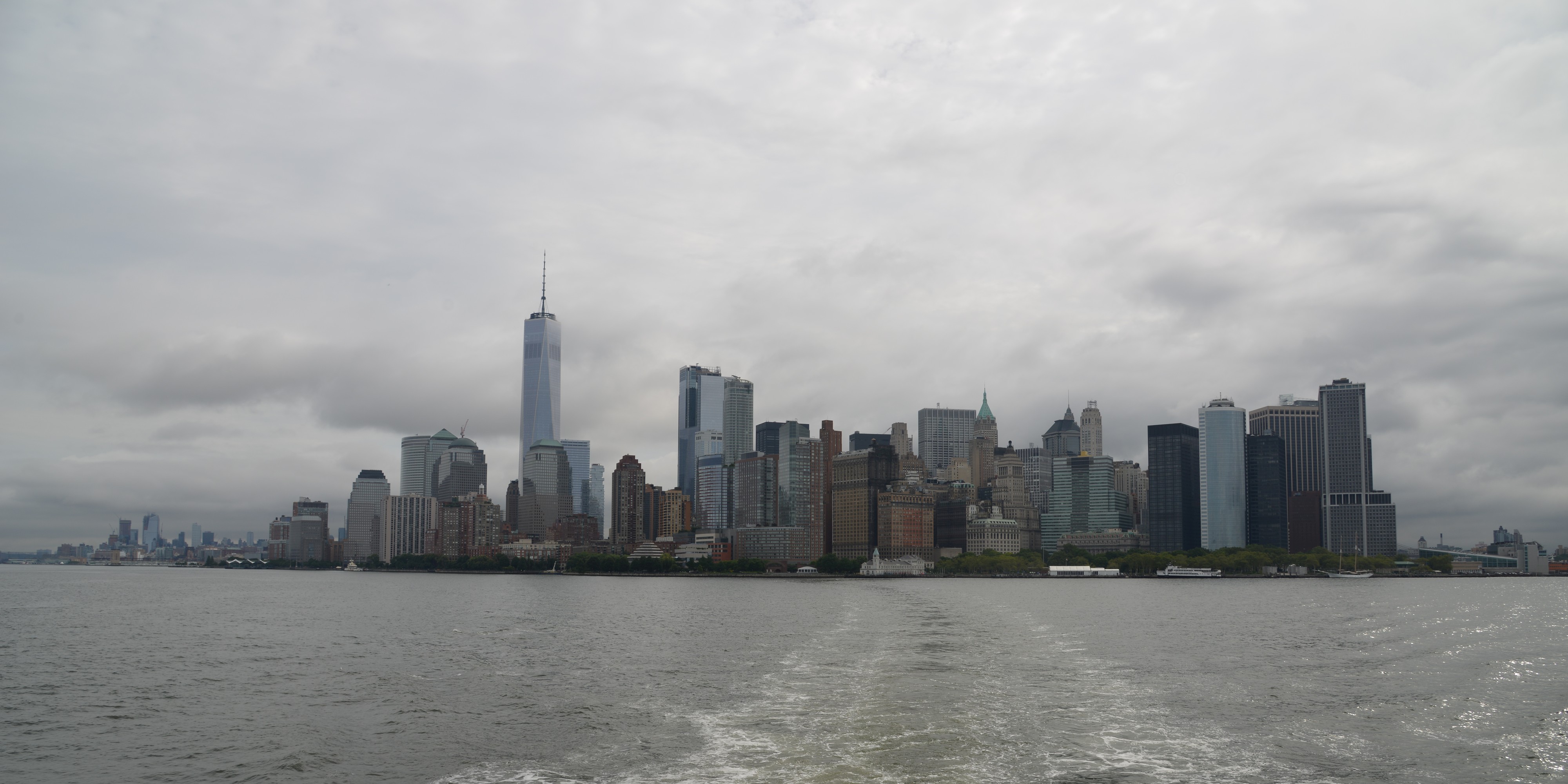 Regen boven New York (foto: Jozef Van Giel)