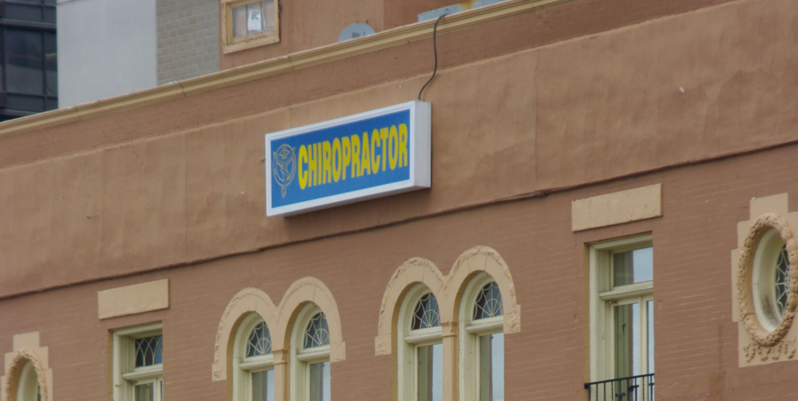 Chiropractische kliniek in Denver. (Foto: J. Van Giel)